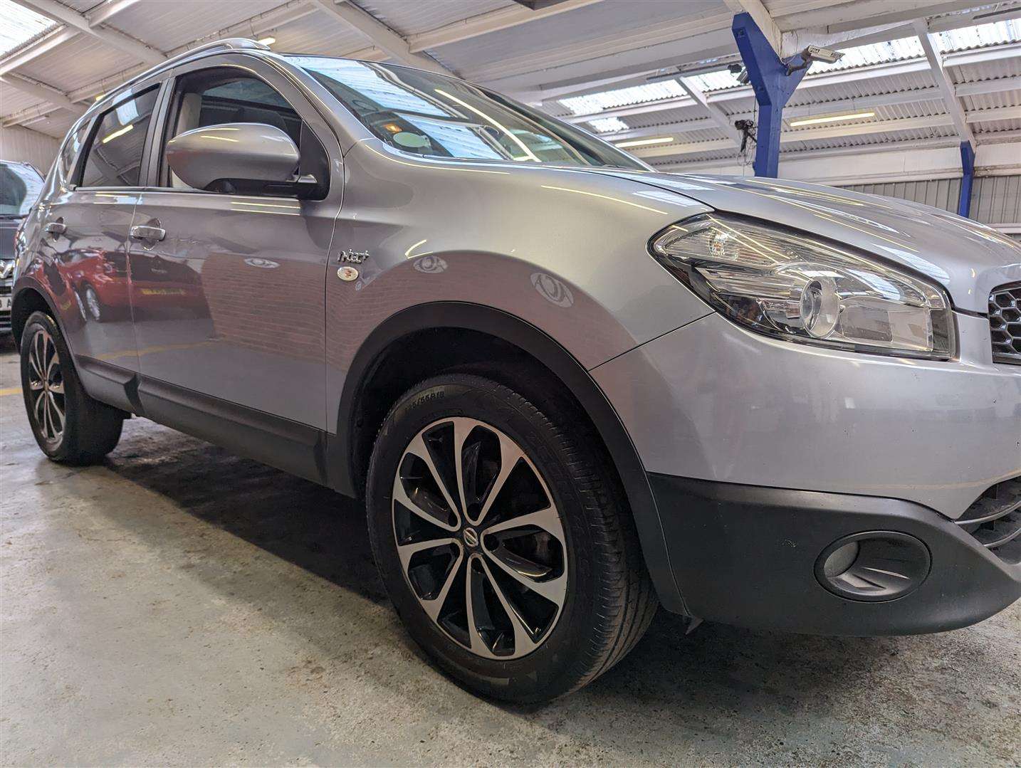 <p>2012 NISSAN QASHQAI N-TEC + DCI</p>