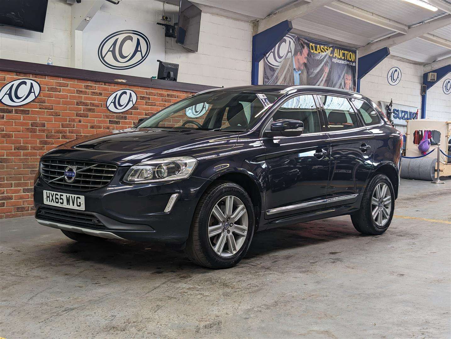 <p>2015 VOLVO XC60 SE LUX NAV D5 AWD AUTO</p>