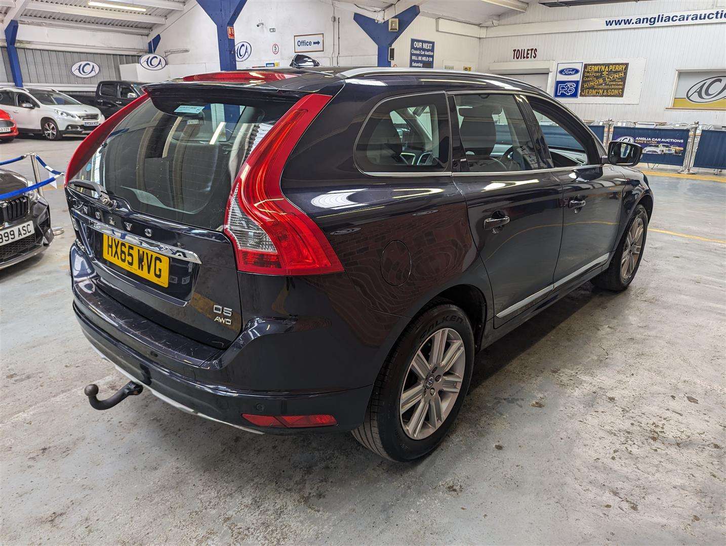 <p>2015 VOLVO XC60 SE LUX NAV D5 AWD AUTO</p>