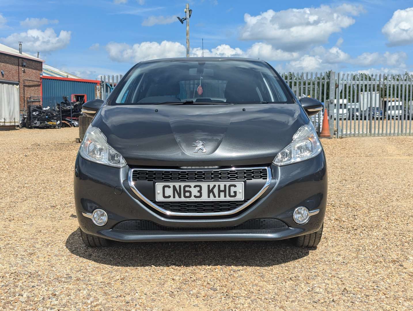 <p>2013 PEUGEOT 208 ACTIVE</p>