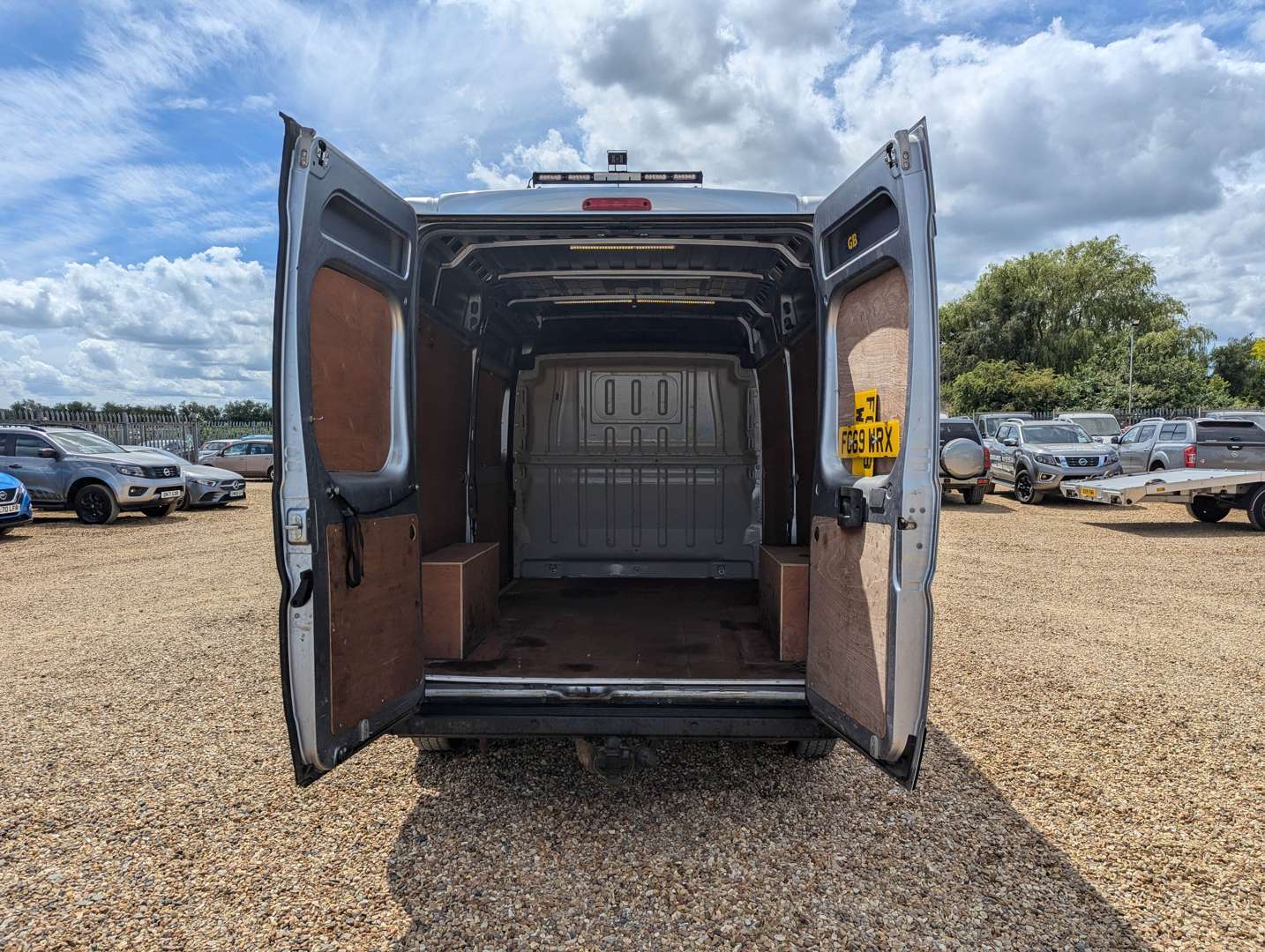 <p>2019 PEUGEOT BOXER 335 PRO L2H2 BHDI</p>