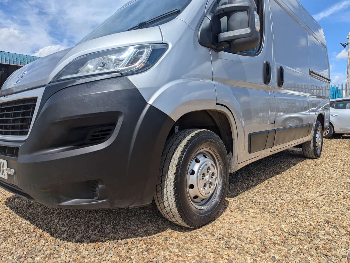 <p>2019 PEUGEOT BOXER 335 PRO L2H2 BHDI</p>