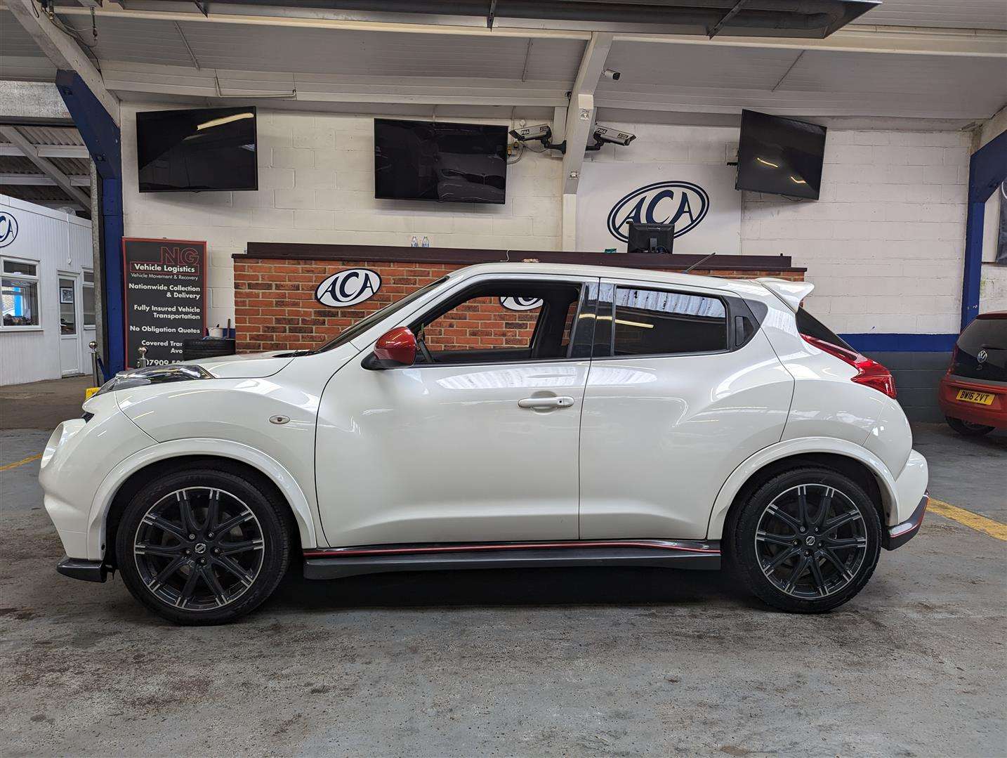 <p>2013 NISSAN JUKE NISMO DIG-T</p>