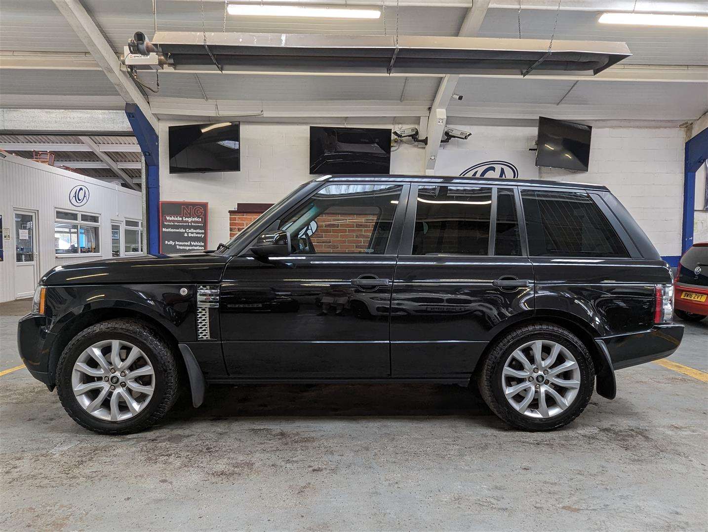 <p>2010 LAND ROVER RANGE ROVER VOGUE TDV8 AUTO</p>