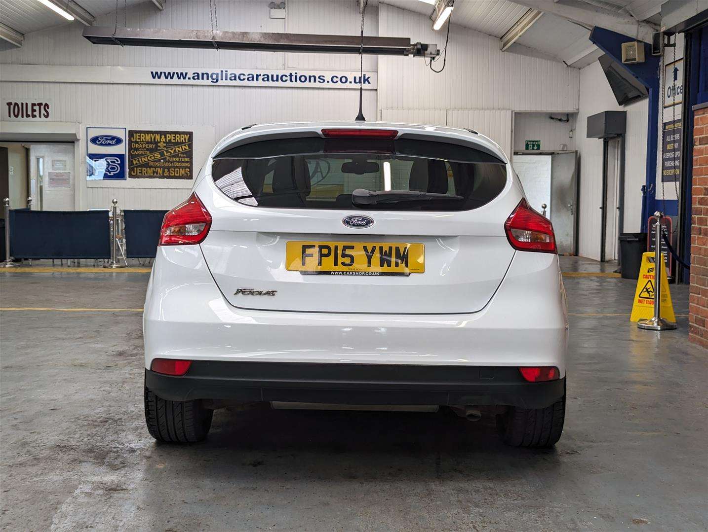 <p>2015 FORD FOCUS ZETEC AUTO</p>