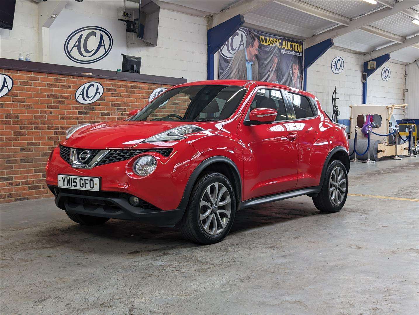 <p>2015 NISSAN JUKE TEKNA DCI</p>