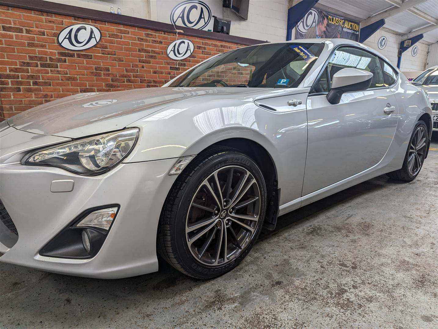 <p>2013 TOYOTA GT86 D-4S AUTO</p>