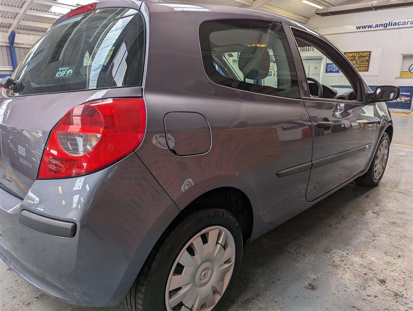 <p>2007 RENAULT CLIO EXPRESSION TURBO 100</p>