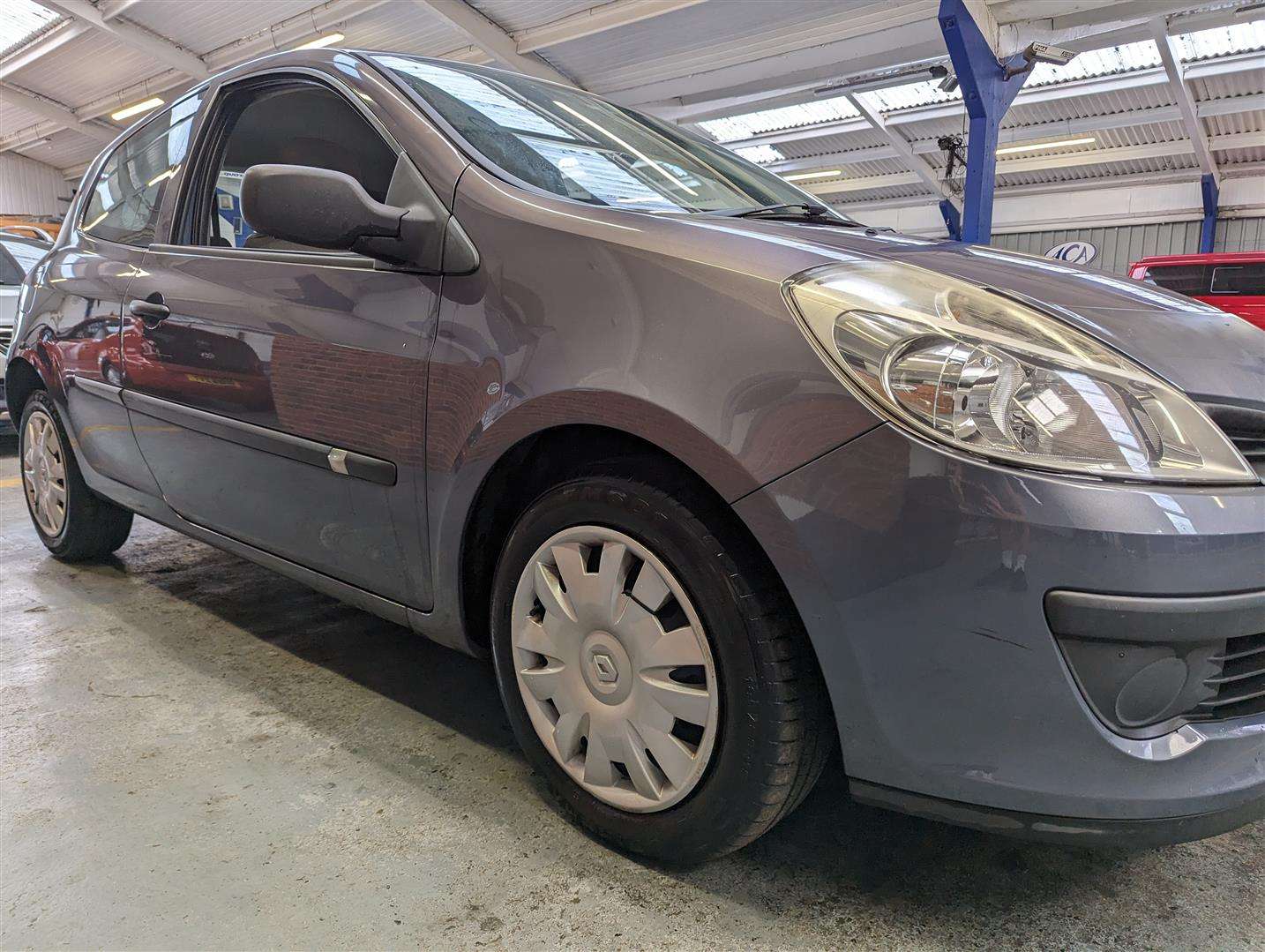 <p>2007 RENAULT CLIO EXPRESSION TURBO 100</p>