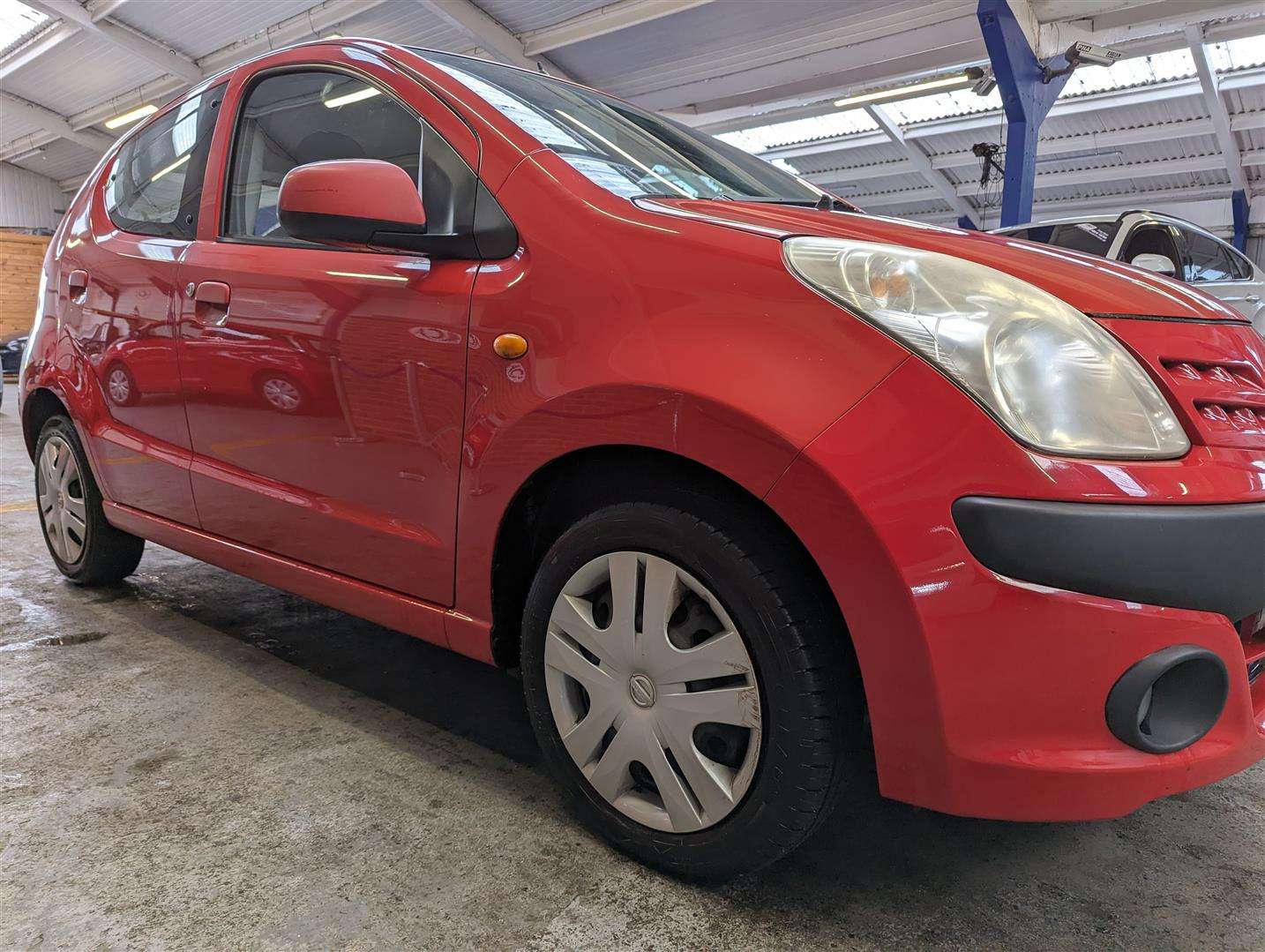 <p>2009 NISSAN PIXO ACENTA</p>