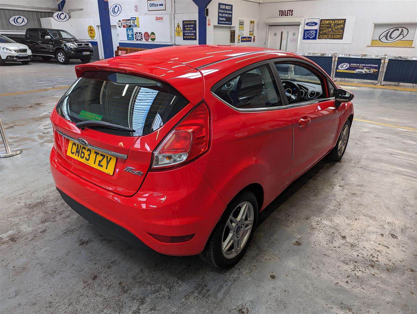 <p>2013 FORD FIESTA ZETEC</p>