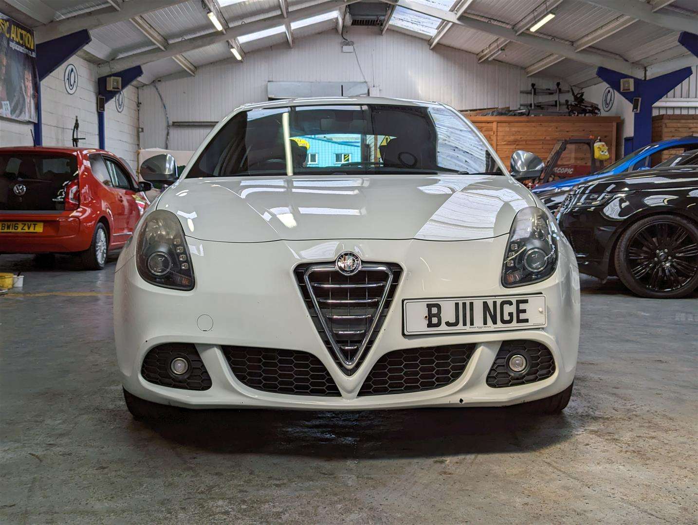 <p>2011 ALFA ROMEO GIULIETTA VELOCE M-AIR TB</p>