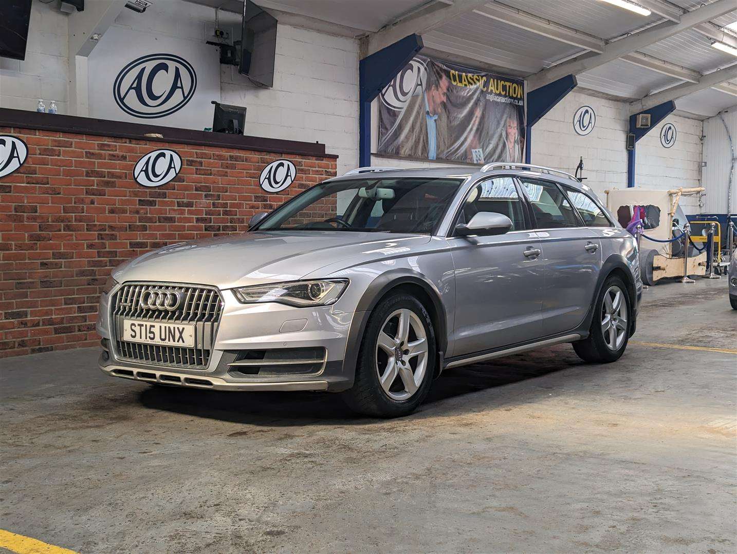 <p>2015 AUDI A6 ALLROAD TDI QUATTRO S-</p>