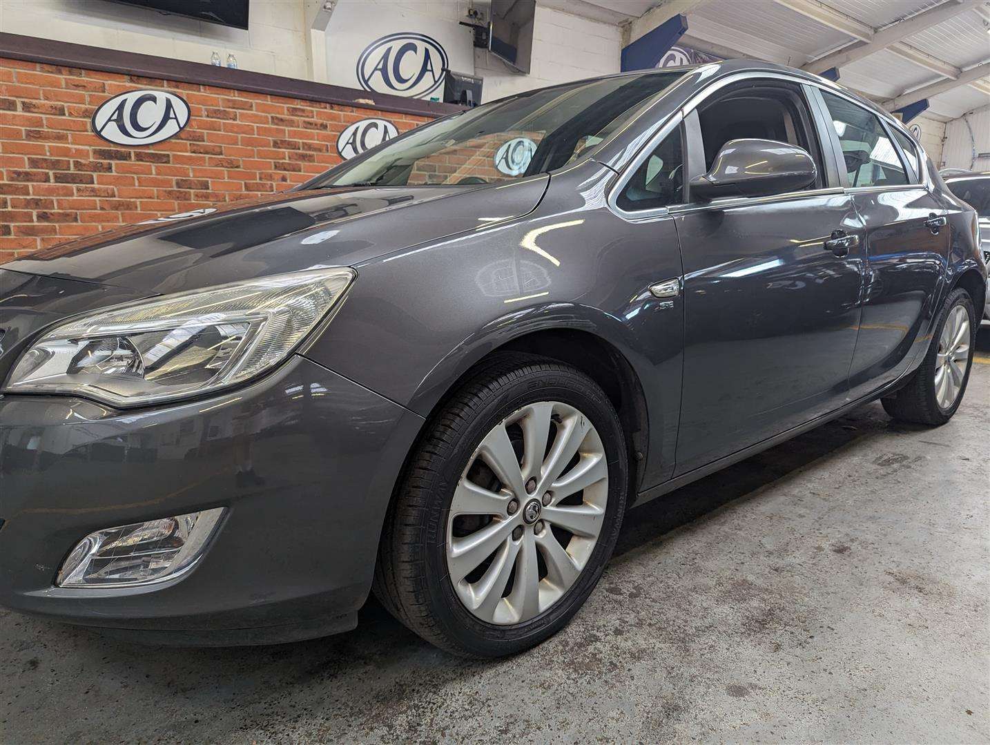 <p>2012 VAUXHALL ASTRA SE AUTO</p>