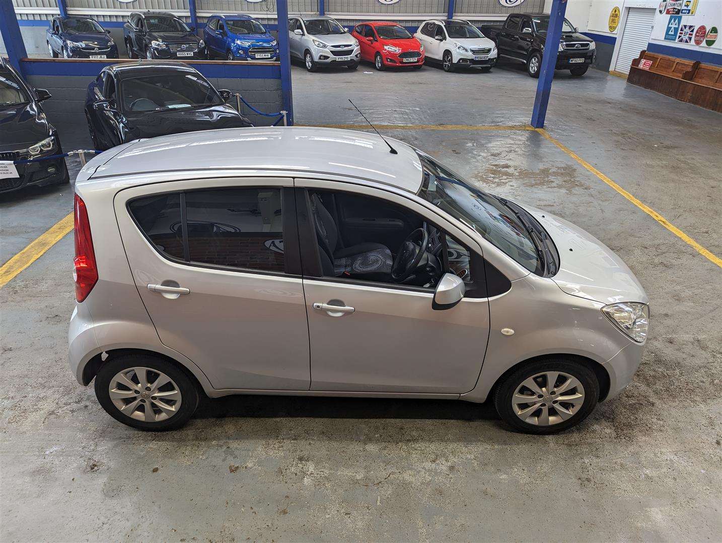 <p>2014 VAUXHALL AGILA SE</p>