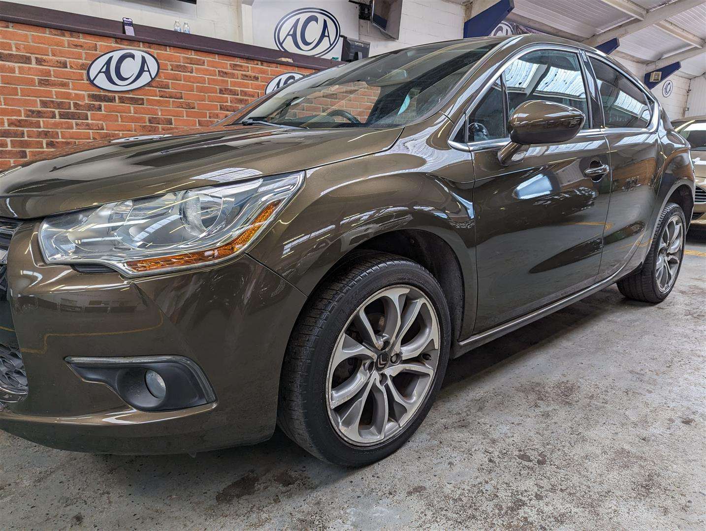 <p>2012 CITROEN DS4 DSTYLE HDI</p>