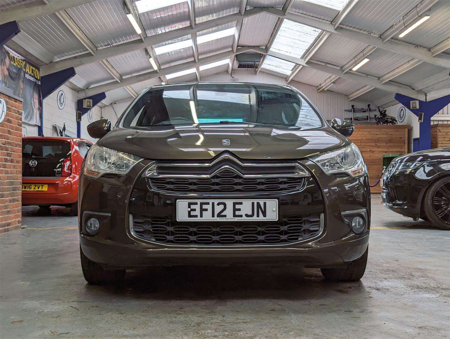 <p>2012 CITROEN DS4 DSTYLE HDI</p>