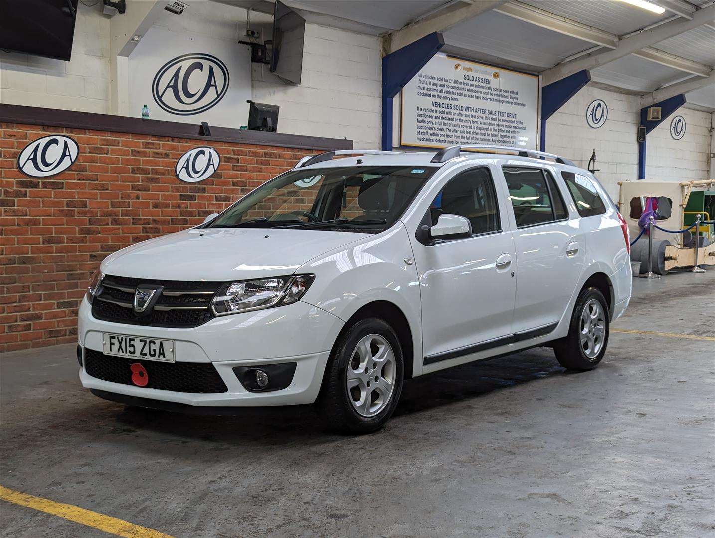 <p>2015 DACIA LOGAN MCV LAUREATE TCE</p>