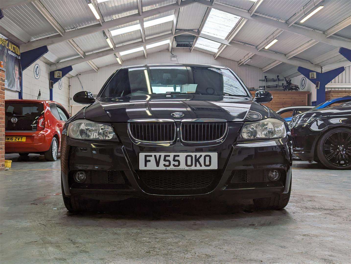 <p>2005 BMW 320I M SPORT</p>