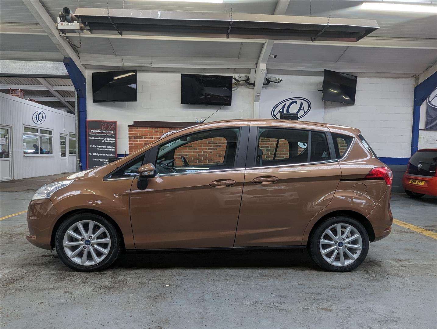 <p>2015 FORD B-MAX TITANIUM AUTO</p>