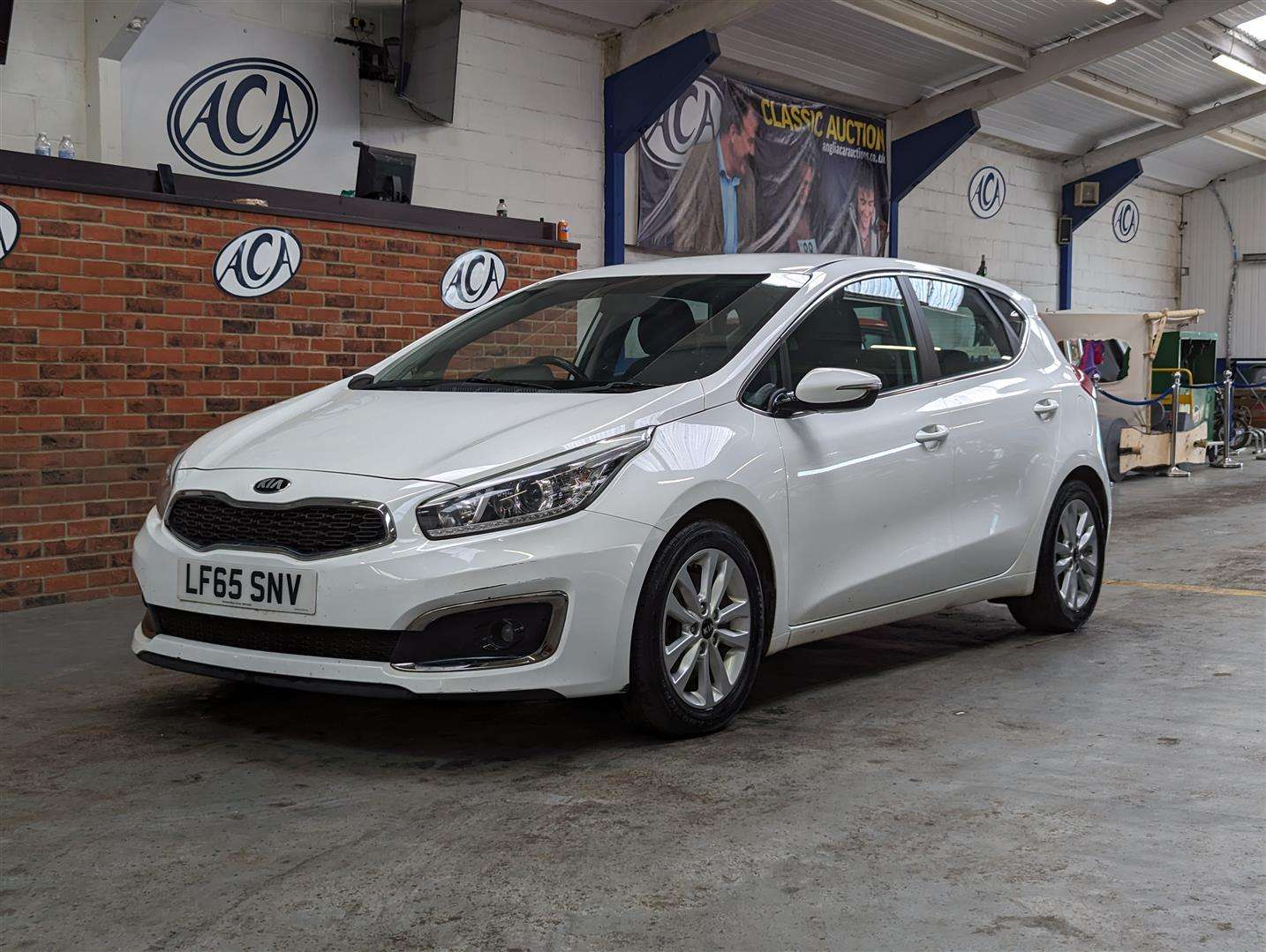 <p>2015 KIA CEED 2 ISG CRDI</p>