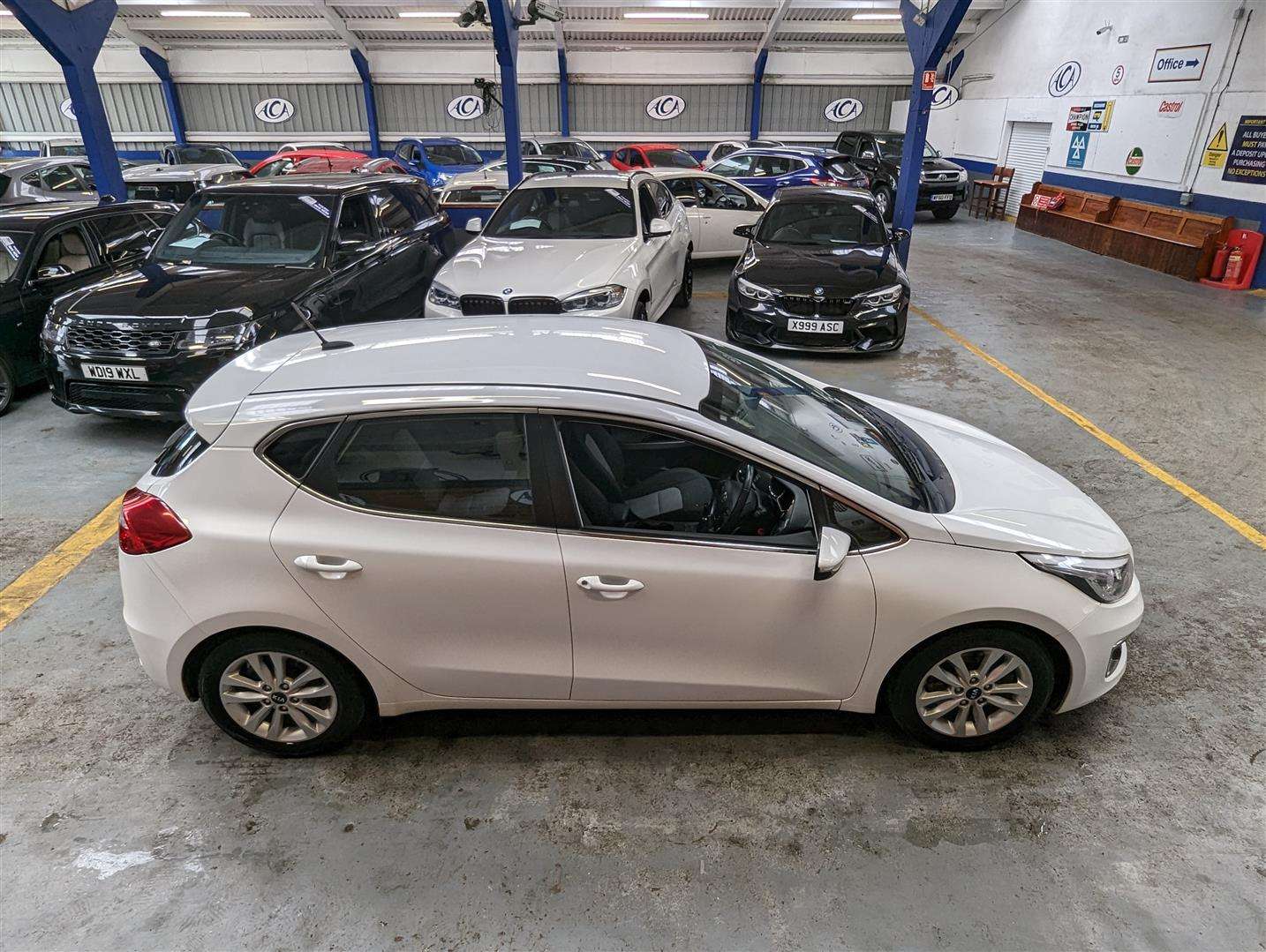 <p>2015 KIA CEED 2 ISG CRDI</p>