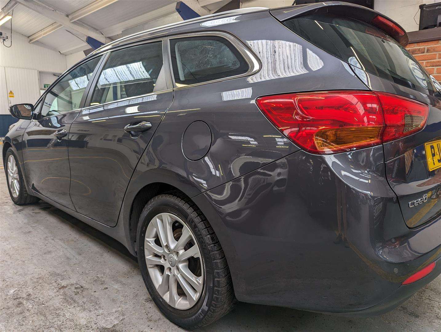 <p>2014 KIA CEED 2 ECODYNAMICS CRDI</p>