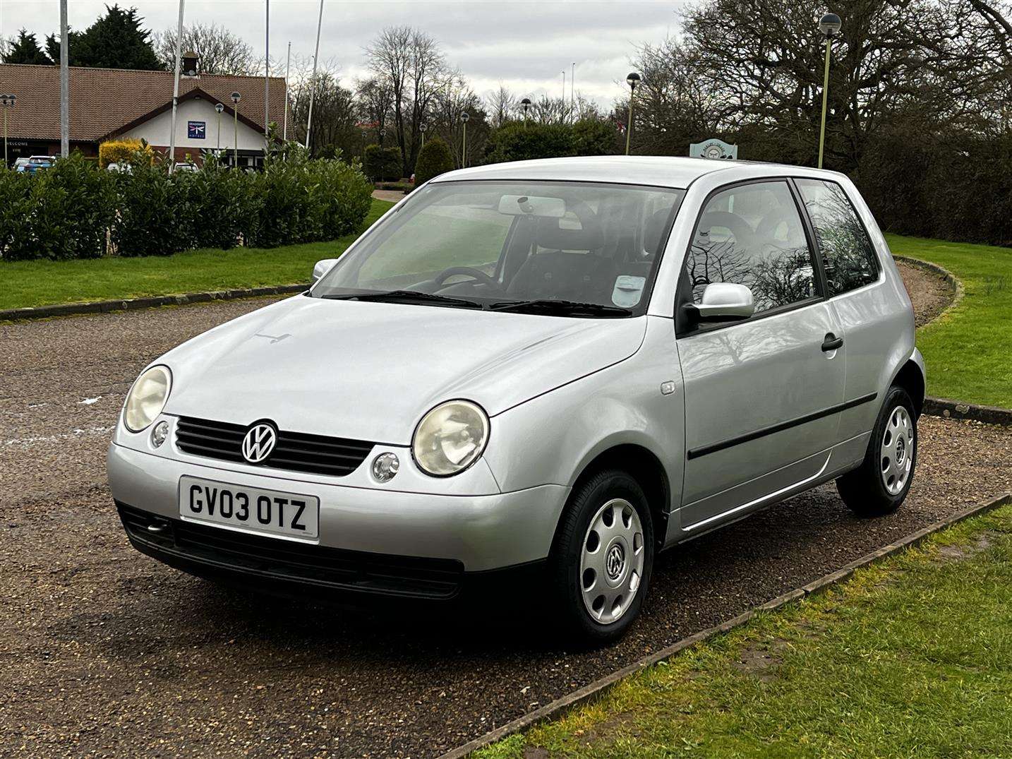 <p>2003 VOLKSWAGEN LUPO E</p>