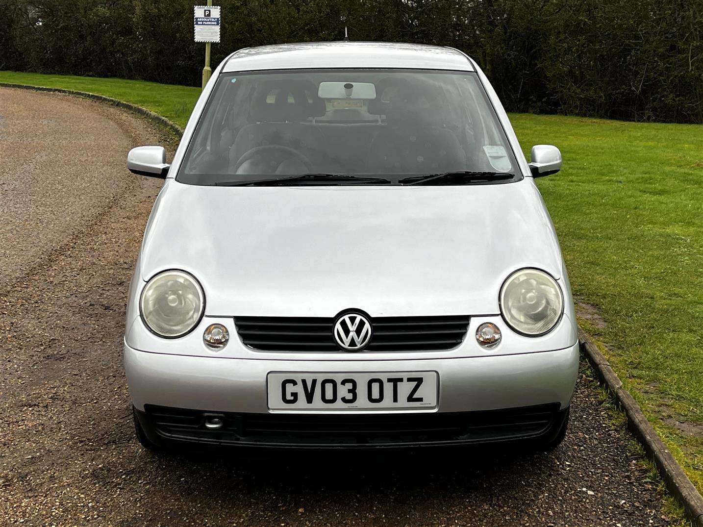 <p>2003 VOLKSWAGEN LUPO E</p>