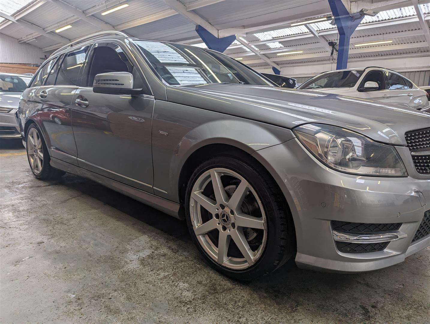 <p>2013 MERCEDES-BENZ C220 AMG SPORT CDI BLUEEF</p>