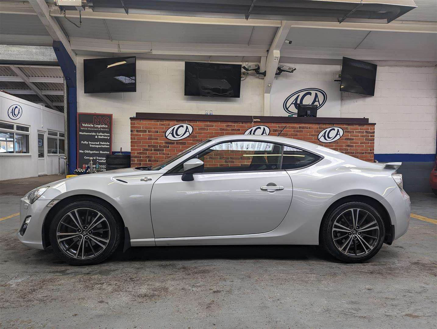 <p>2013 TOYOTA GT86 D-4S AUTO</p>