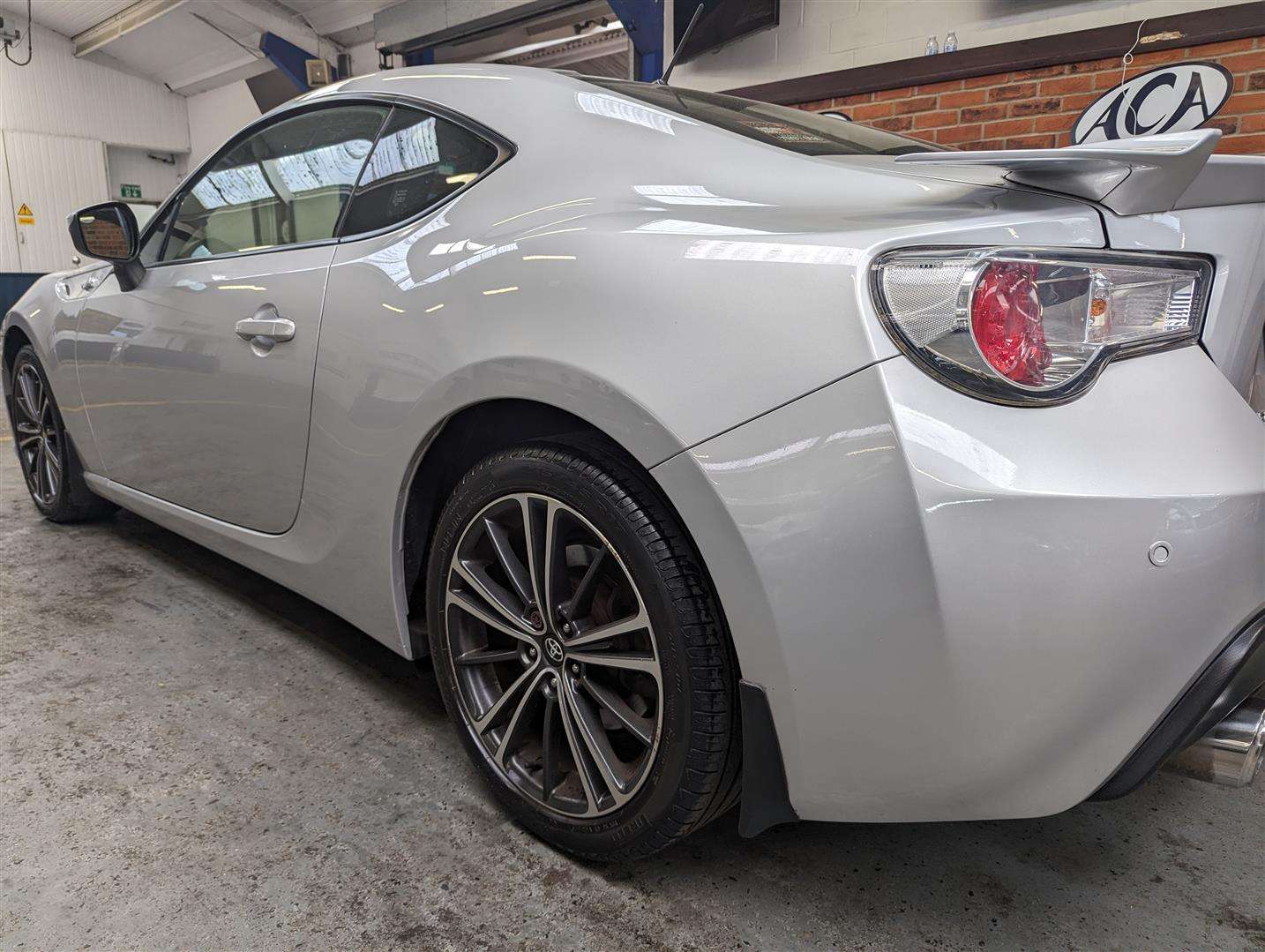 <p>2013 TOYOTA GT86 D-4S AUTO</p>