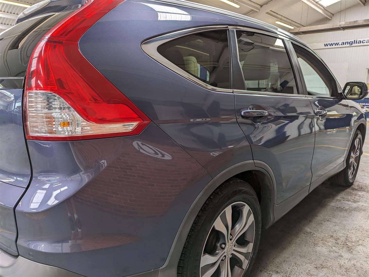 <p>2014 HONDA CR-V EX I-DTEC</p>