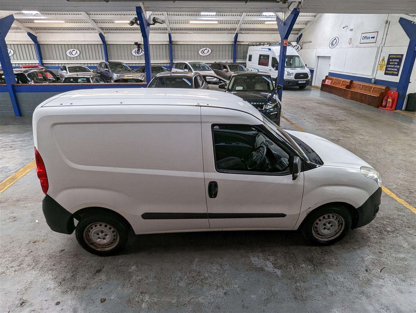 <p>2013 VAUXHALL COMBO 2000 L1H1 CDTI</p>