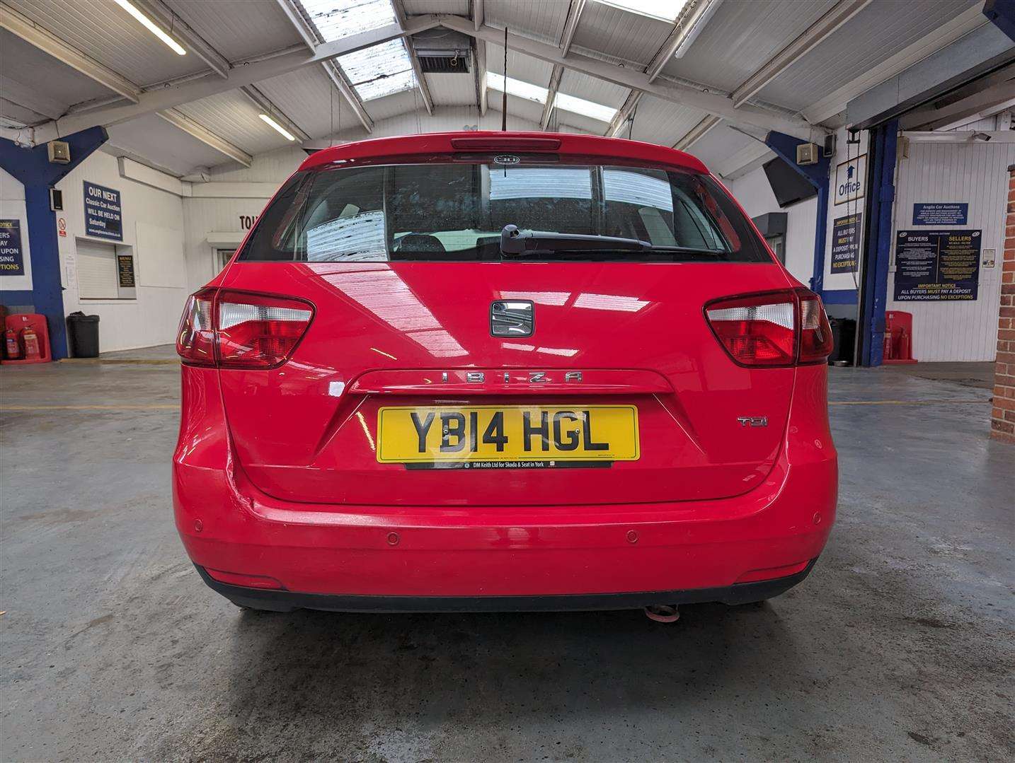 <p>2014 SEAT IBIZA S AC CR TDI</p>