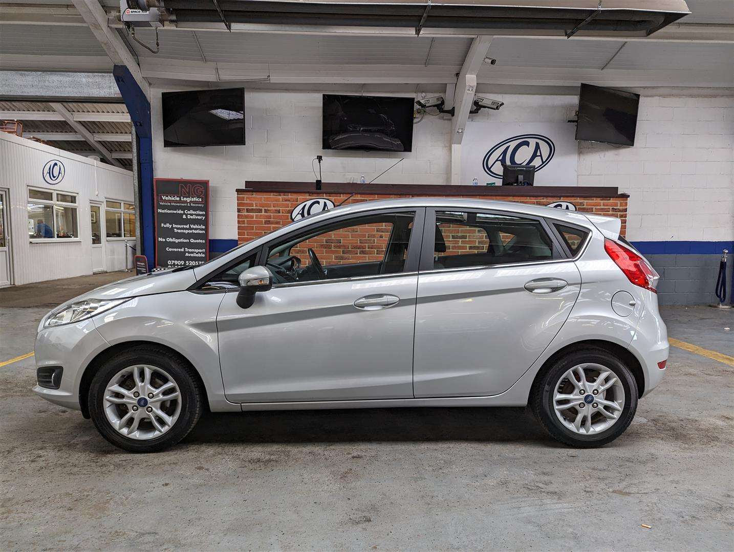 <p>2014 FORD FIESTA ZETEC</p>