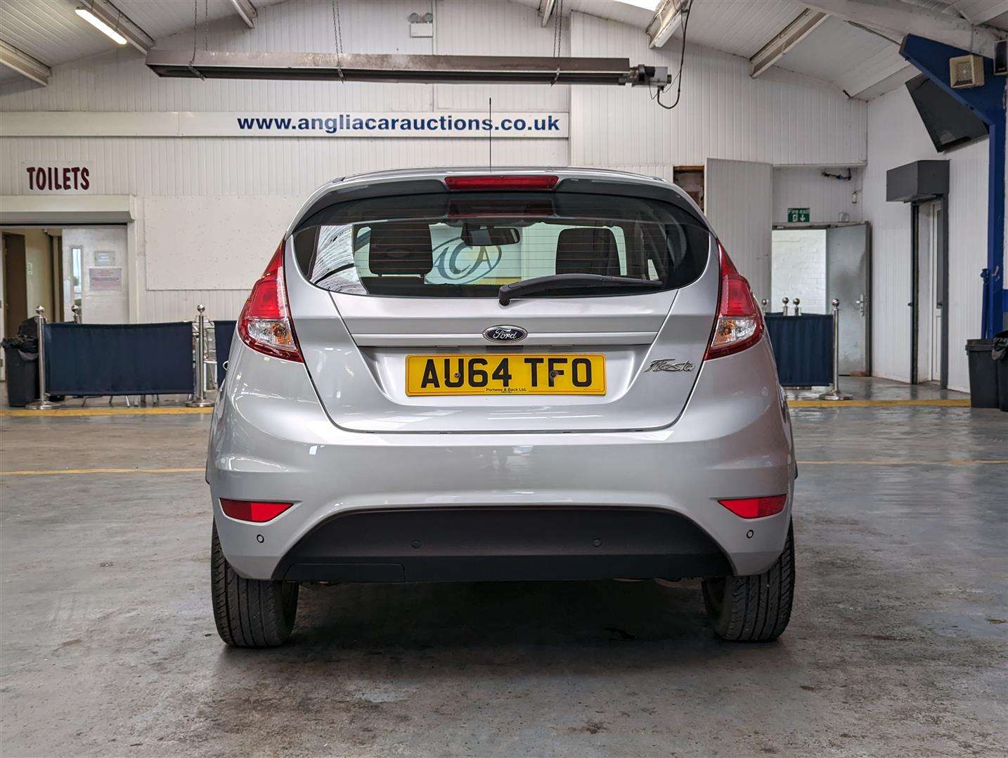 <p>2014 FORD FIESTA ZETEC</p>