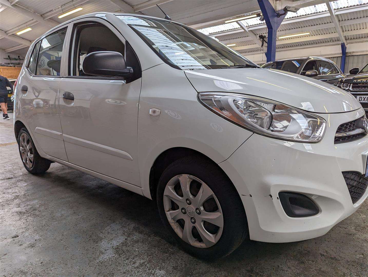 <p>2013 HYUNDAI I10 CLASSIC</p>