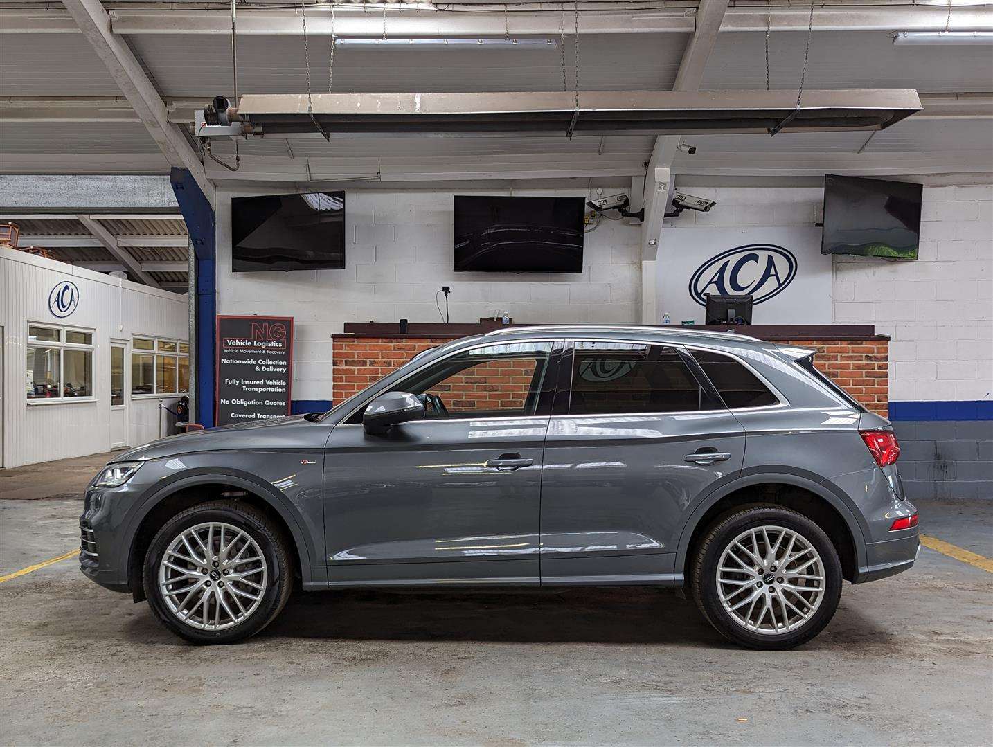 <p>2019 AUDI Q5 S LINE 40 TDI QUATTRO</p>