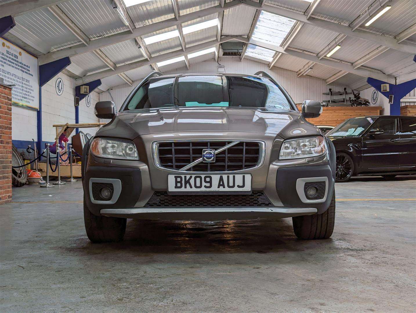 <p>2009 VOLVO XC70 SE D5 AUTO</p>