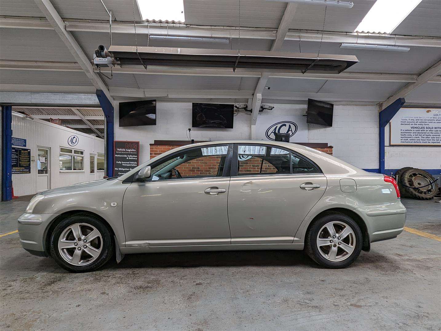 <p>2005 TOYOTA AVENSIS T3-X</p>