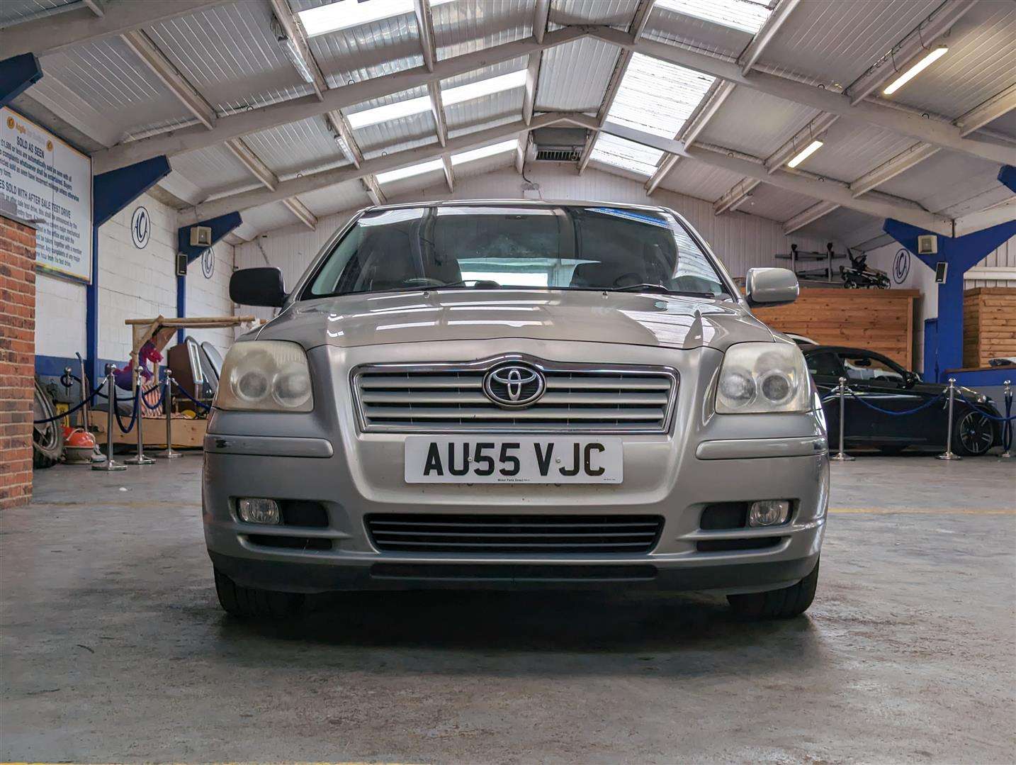 <p>2005 TOYOTA AVENSIS T3-X</p>