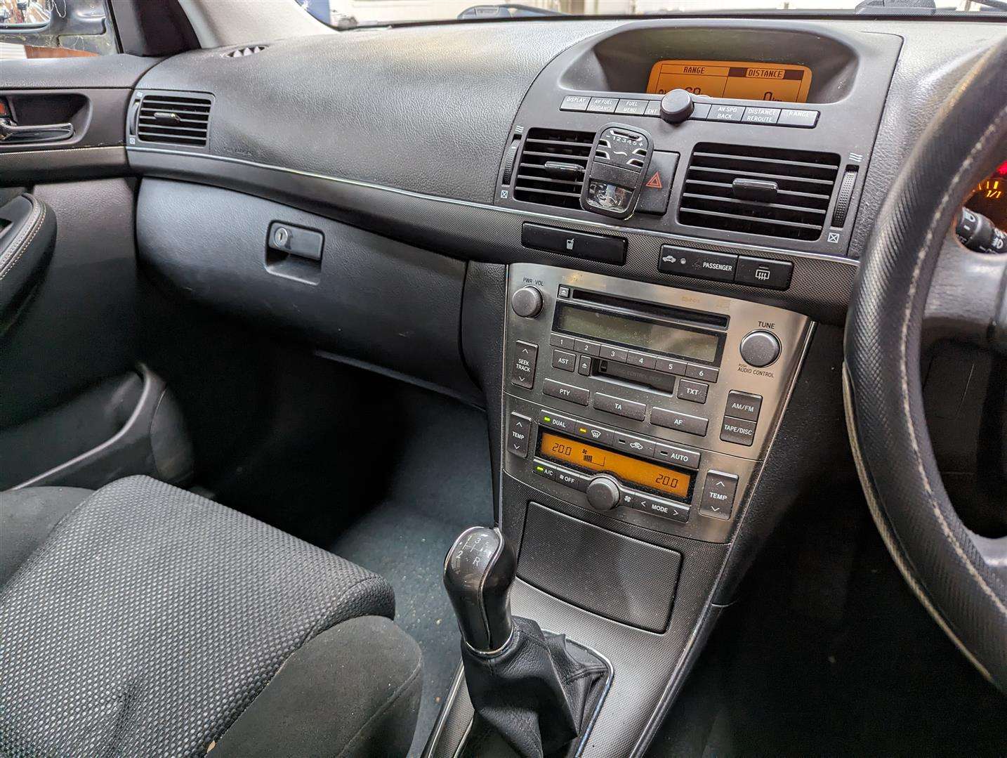 <p>2005 TOYOTA AVENSIS T3-X</p>