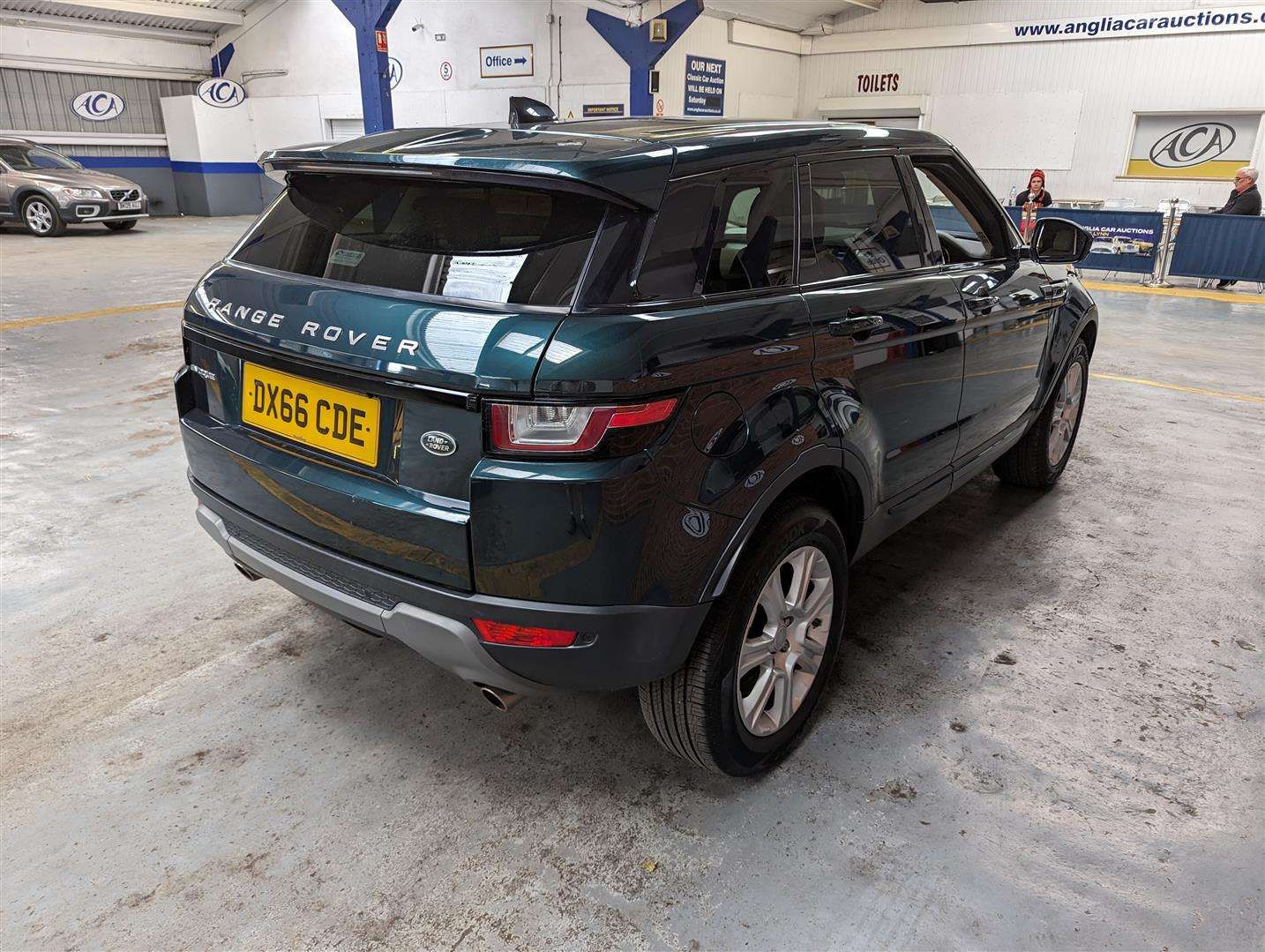 <p>2016 LAND ROVER R ROVER EVOQUE SE TECH TD</p>