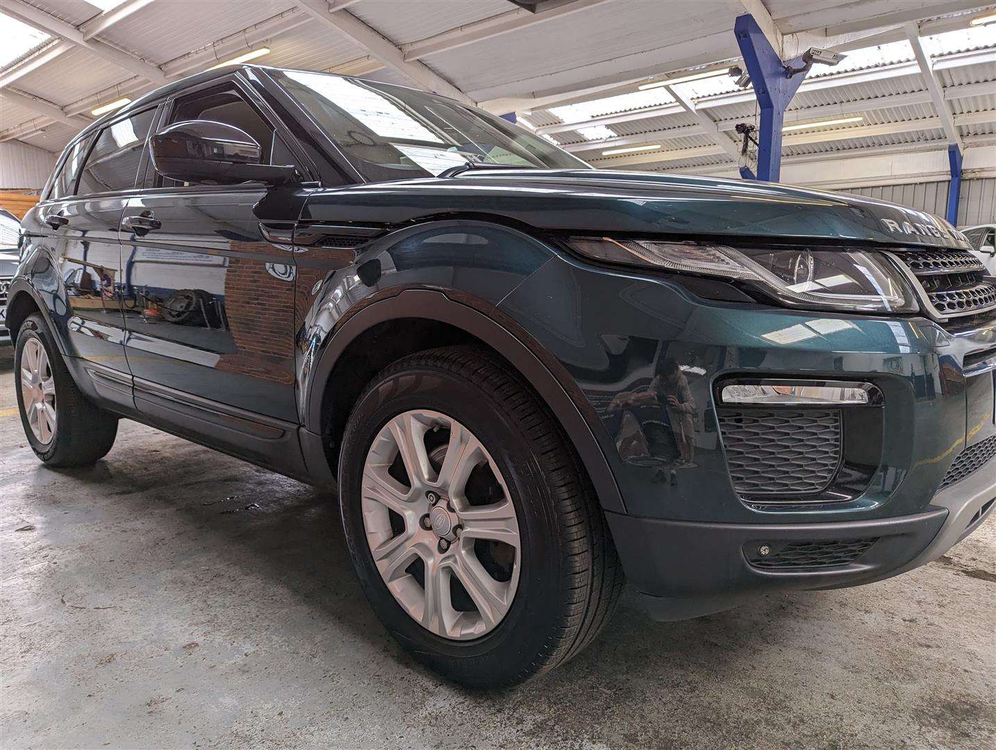 <p>2016 LAND ROVER R ROVER EVOQUE SE TECH TD</p>