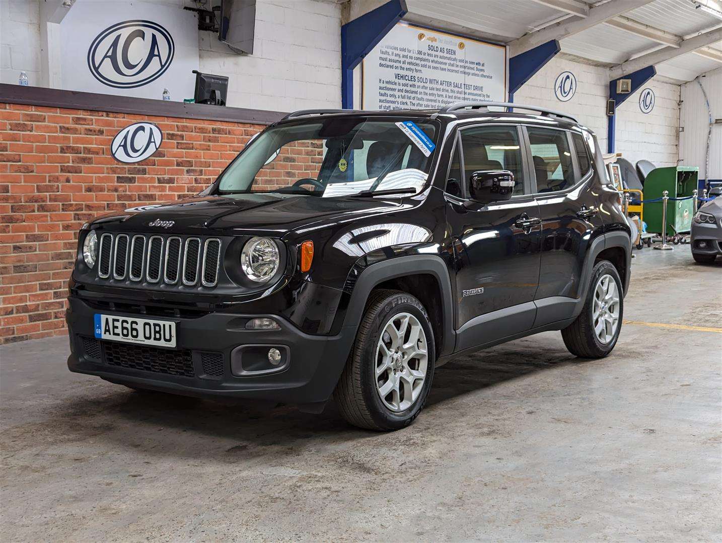 <p>2016 JEEP RENEGADE LONGITUDE M-JET</p>