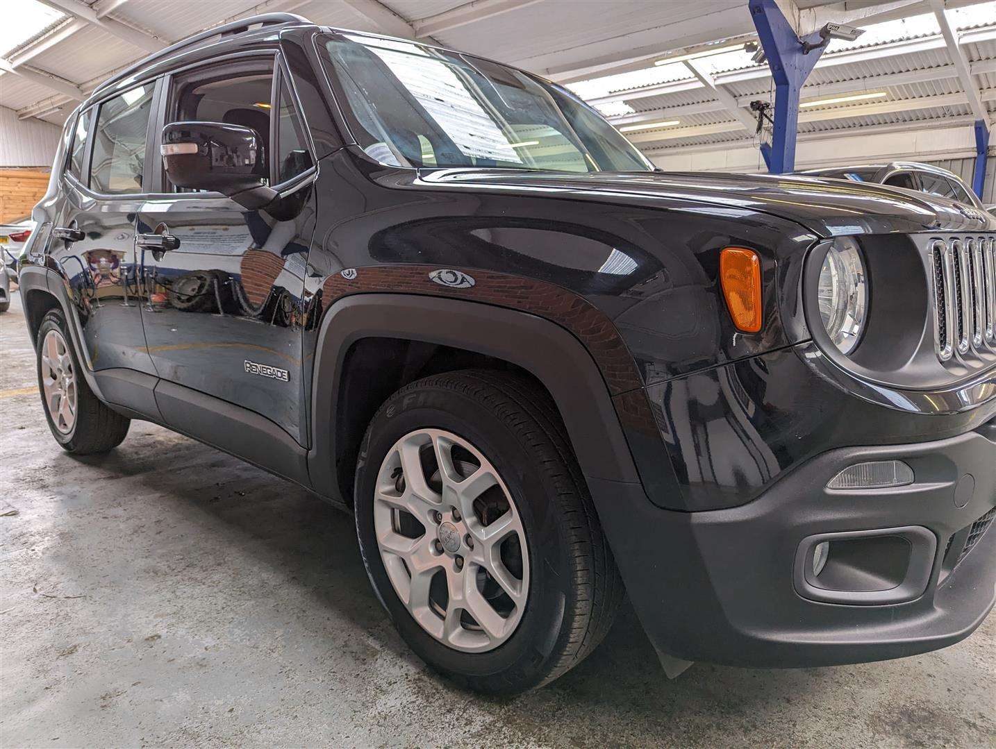 <p>2016 JEEP RENEGADE LONGITUDE M-JET</p>