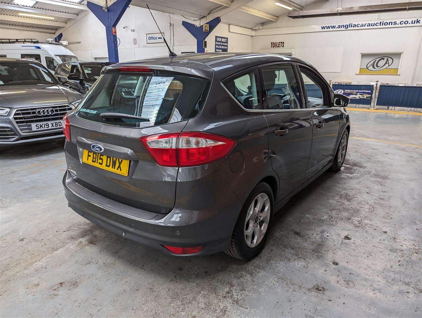 <p>2015 FORD C-MAX ZETEC TDCI</p>