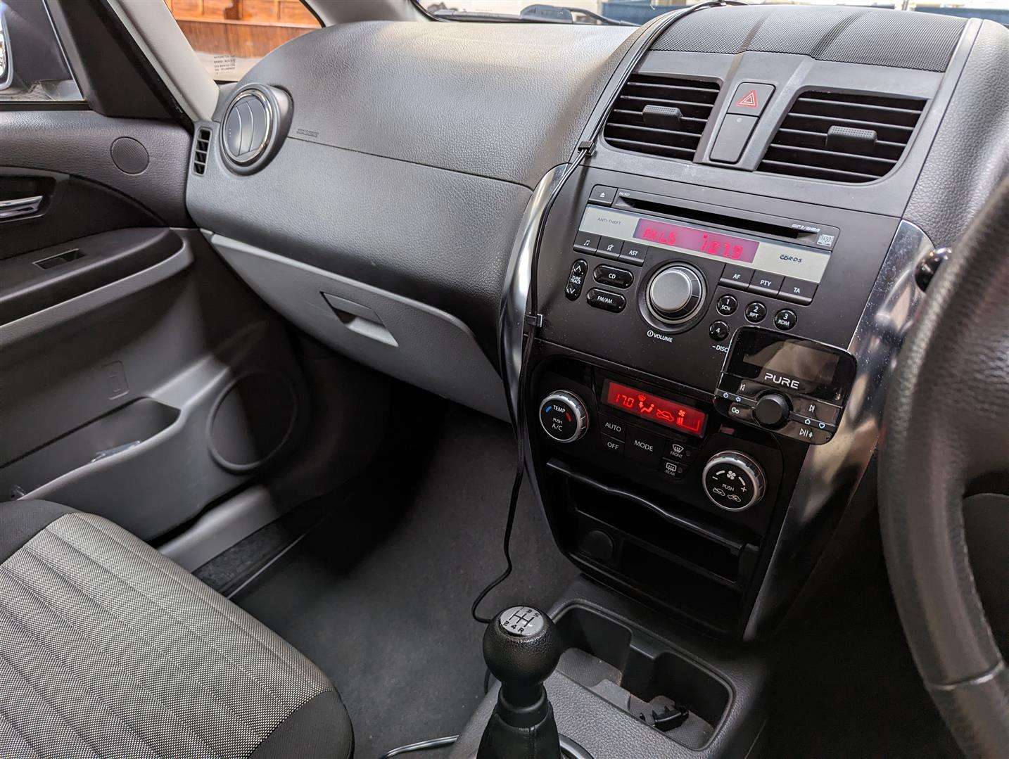 <p>2012 SUZUKI SX4 SZ5</p>