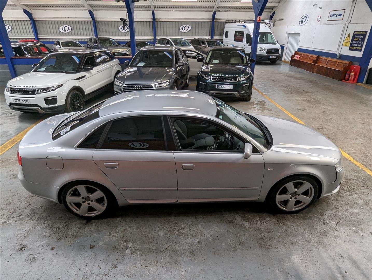 <p>2007 AUDI A4 S LINE TDI 140 AUTO</p>